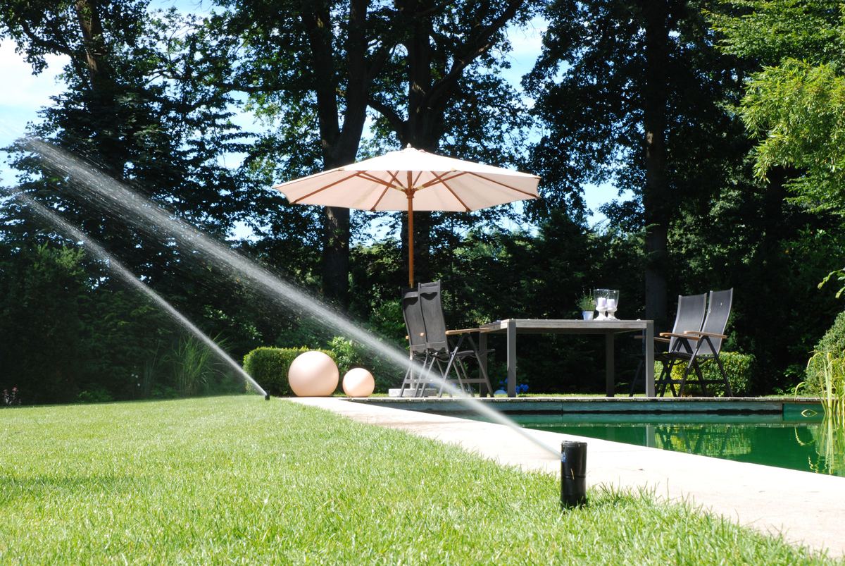 Gartenterrasse mit aktiver Bewässerung